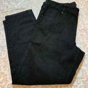 NWT Time and Tru Jeans Mid -Rise Straight Leg Black Size 16-18 XL Gorgeous